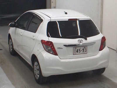 TOYOTA VITZ