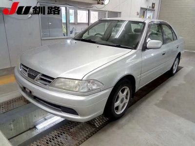 TOYOTA CARINA