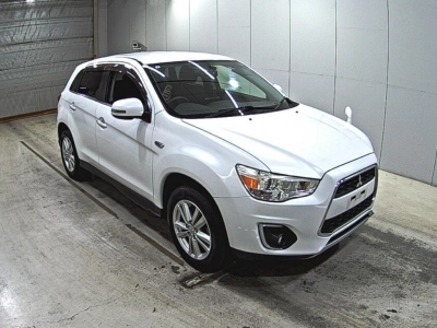MITSUBISHI RVR