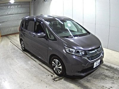 HONDA FREED HYBRID