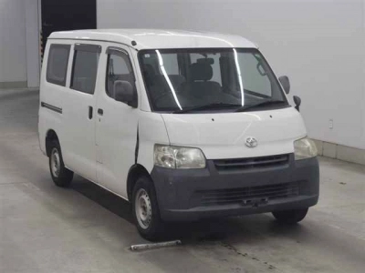 TOYOTA TOWN ACE VAN