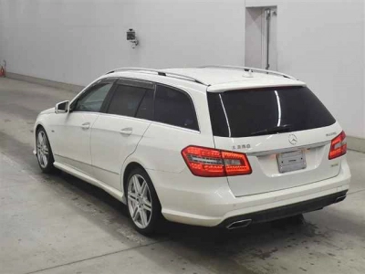 MERCEDES BENZ E CLASS STATION WAGON