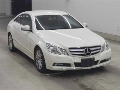 MERCEDES BENZ E CLASS