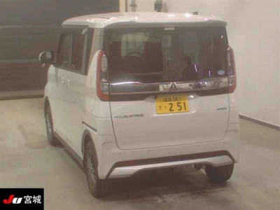 MITSUBISHI EK X SPACE