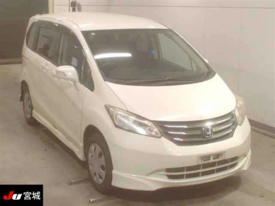 HONDA FREED