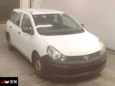 NISSAN AD VAN