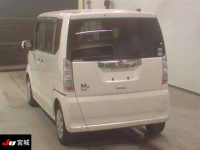 HONDA N BOX +