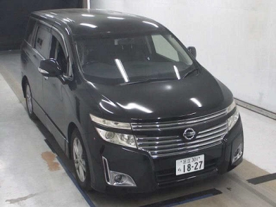NISSAN ELGRAND