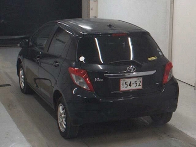 TOYOTA VITZ