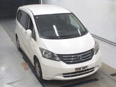 HONDA FREED
