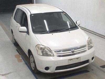 TOYOTA RAUM