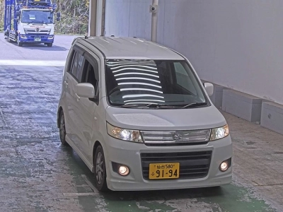 SUZUKI WAGON R STINGRAY