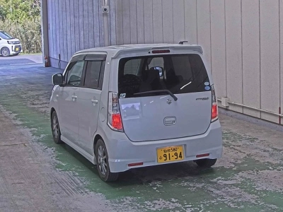 SUZUKI WAGON R STINGRAY