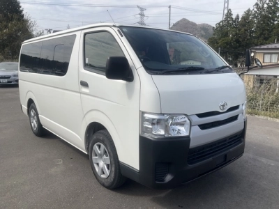 TOYOTA REGIUS ACE
