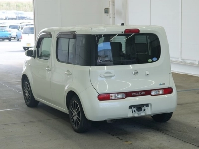 NISSAN CUBE