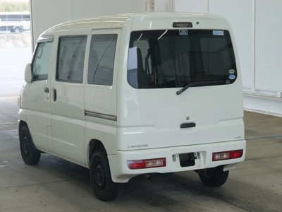 MITSUBISHI MINICAB