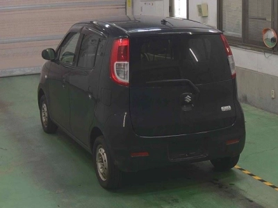 SUZUKI MRWAGON