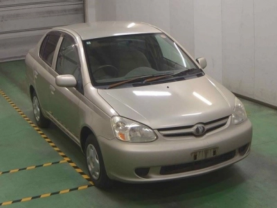 TOYOTA PLATZ