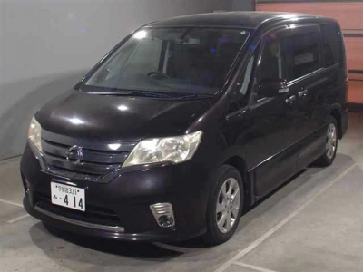 NISSAN SERENA