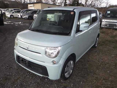SUZUKI MRWAGON