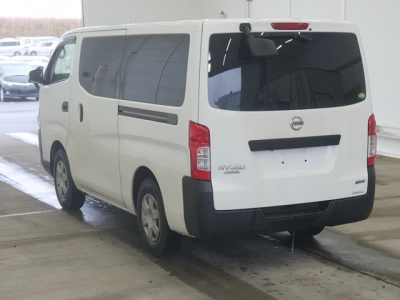 NISSAN NV350 CARAVAN