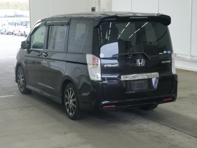 HONDA STEPWGN SPADA