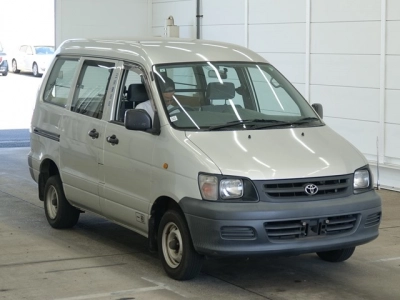 TOYOTA TOWN ACE