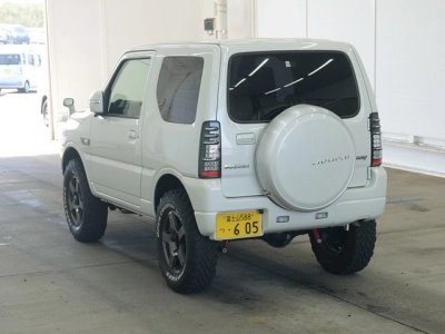 SUZUKI JIMNY