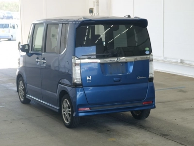 HONDA N BOX CUSTOM