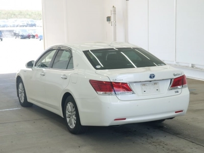 TOYOTA CROWN HYBRID