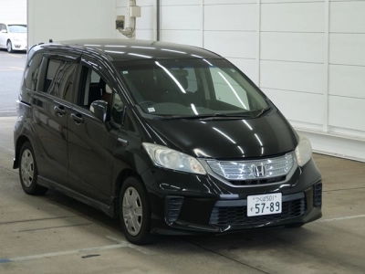 HONDA FREED HYBRID