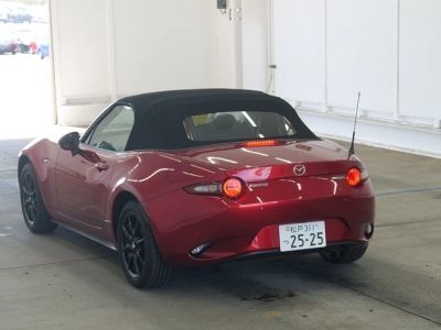 MAZDA ROADSTER