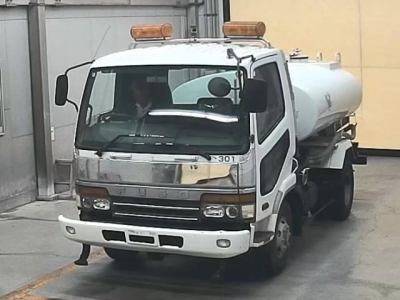 MITSUBISHI FUSO FIGHTER