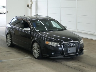 AUDI S4 AVANTE