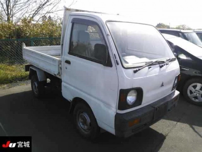 MITSUBISHI MINICAB