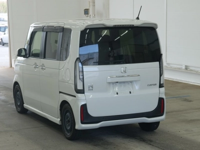 HONDA N BOX CUSTOM