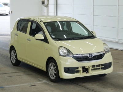 TOYOTA PIXIS EPOCH