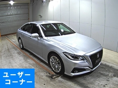 TOYOTA CROWN HYBRID