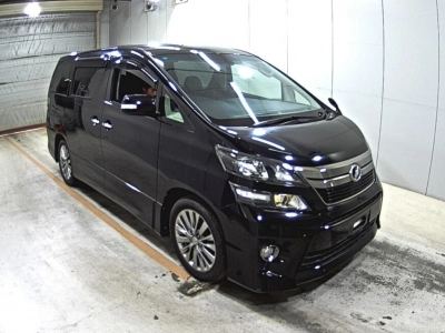 TOYOTA VELLFIRE