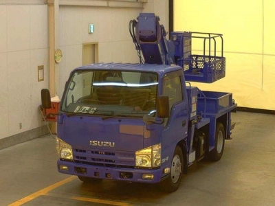 ISUZU ELF