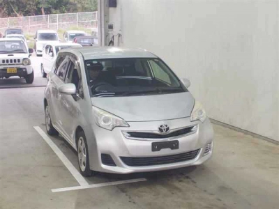 TOYOTA RACTIS