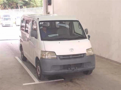 TOYOTA TOWN ACE VAN
