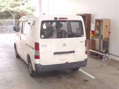 TOYOTA TOWN ACE VAN