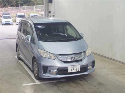 HONDA FREED