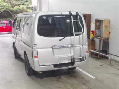 NISSAN CARAVAN