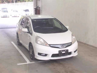 HONDA FIT SHUTTLE
