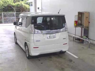 MITSUBISHI DELICA D:2