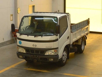 HINO DUTRO