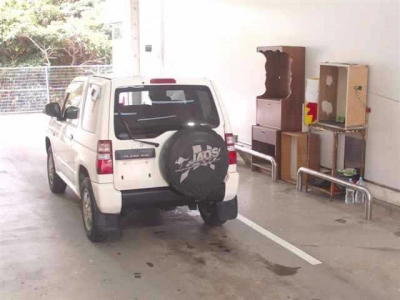 MITSUBISHI PAJERO MINI