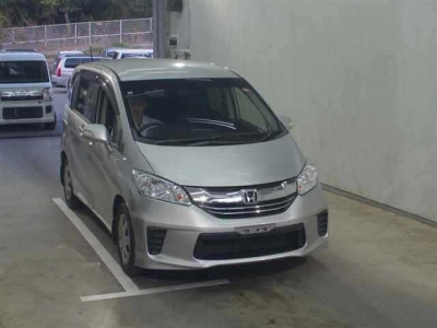 HONDA FREED